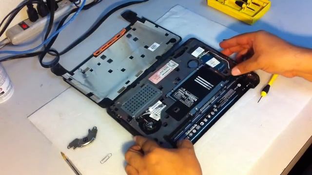 GizmoTij: How To Replace The Keyboard On A Laptop Hp Mini 110