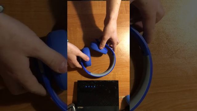 Наушники JBL Everest 700 смотреть онлайн
