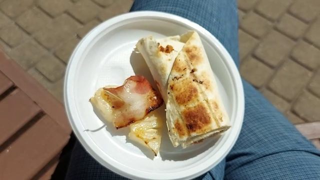 Перекус на коленке (3) смотреть онлайн