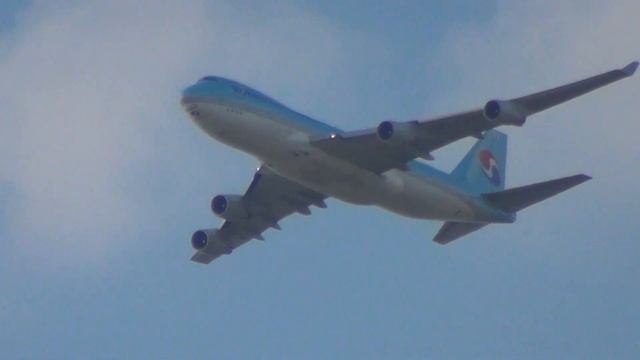 Boeing 747 cargo Brussels Sony HDR-CX130 full zoom смотреть онлайн