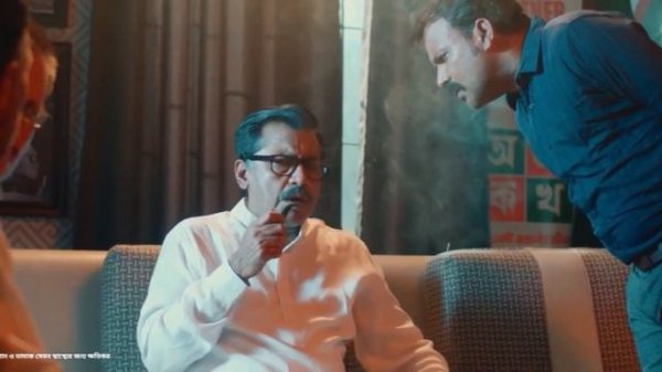 ‘পাফ ড্যাডি’র সঙ্গে ঘনিষ্ঠ উঠতি নায়িকারূপী পরীমণি! Puff Daddy Full Movie Review