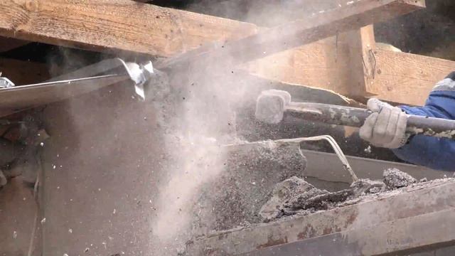 В Астрахани сносят незаконные автомойку и кафе смотреть онлайн