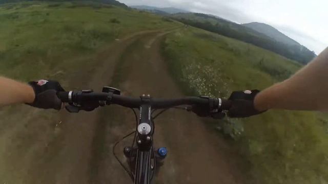 Спуск к дереву с дуплом. Сибай смотреть онлайн