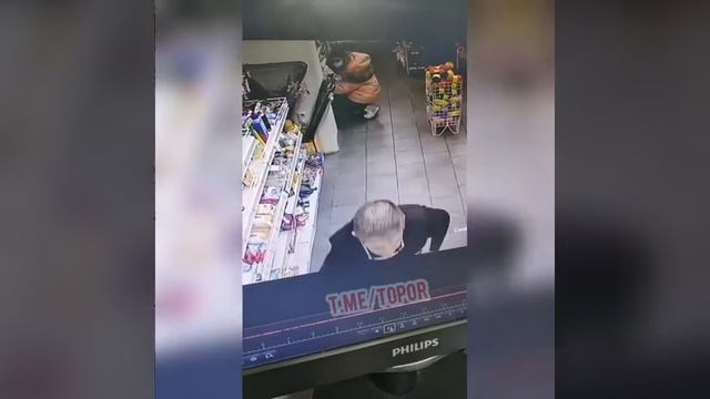 Ограбление века совершил гений из Запорожья, который украл шампунь и устроил перестрелку смотреть онлайн