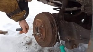 Кончился ручник! Меняю колодки Форд Фокус 1