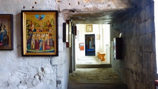 Крым,Севастополь,Инкерман.Свято-Климентовский мужской монастырь 29 апреля 2016 года.Crimea russia. смотреть онлайн