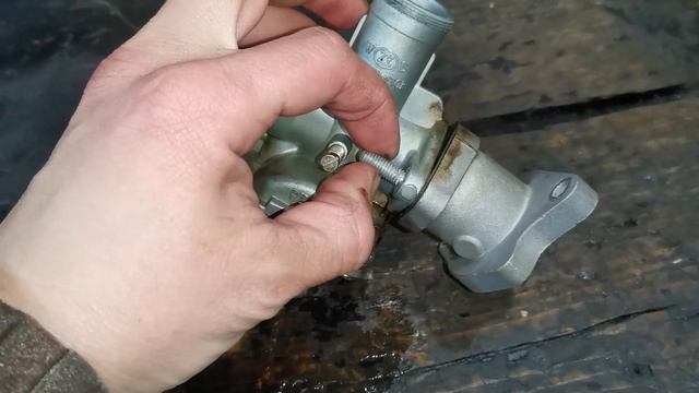 BSE Z1 Обслуживание и восстановление вилки, карб удивил и ОБРЯД ЗАПУСКА.mp4 смотреть онлайн