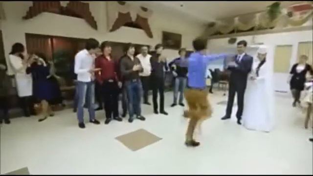 АСКЕР ЭНЕЕВ