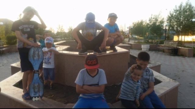 Данияр - Я люблю Сабину смотреть онлайн