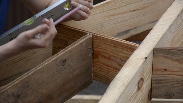 ??Каркас беседки из бруса? Установка столбов?? Установка стропил на шестигранную крышу беседки?? смотреть онлайн