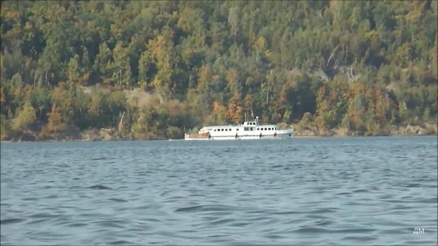 Пассажирский теплоход МО 24 идёт вверх по Волге 26 08 2020г на Белом Яре смотреть онлайн