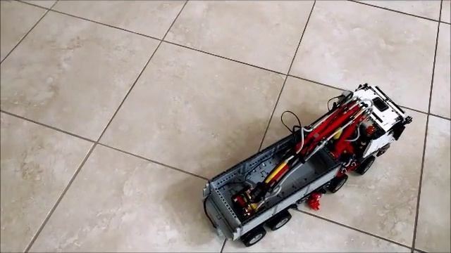 Lego technic 42043 motorized mercedes benz arocs part 3 смотреть онлайн