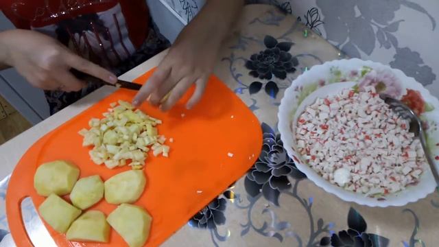 Салат крабовый с яблоками. смотреть онлайн