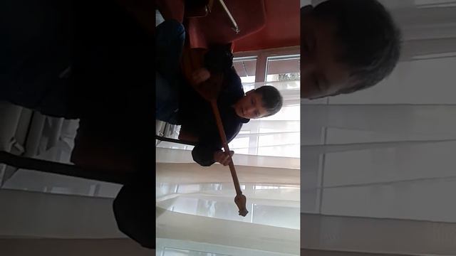 Русскии мальчик играет на домбре 10 споловиной лет смотреть онлайн