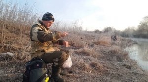 На что клюёт ГОЛАВЛЬ ВЕСНОЙ? Голавль весной на фидер.