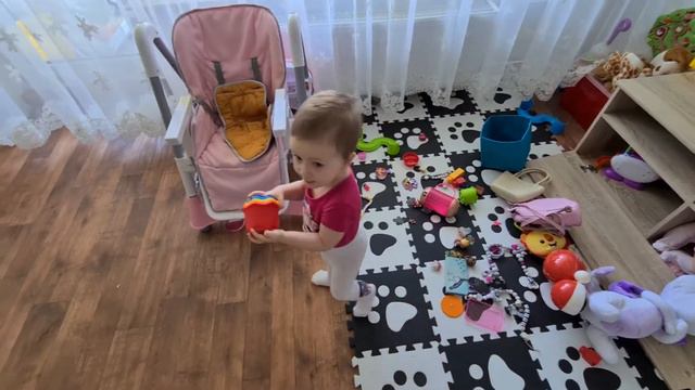 Влог Разбор игрушек с детьми смотреть онлайн