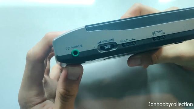Sony Discman D-V8000 смотреть онлайн