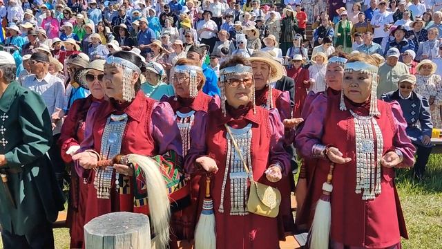 Долгожданный ысыах в Вилюйске смотреть онлайн