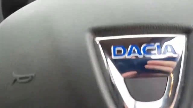 HK69XZD Dacia Duster Estate 1.3 Tce 150 Prestige 5d смотреть онлайн