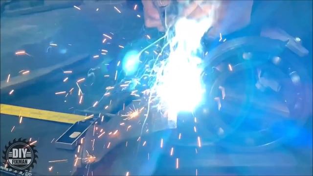 How to Make a Powerful Metal Bender смотреть онлайн
