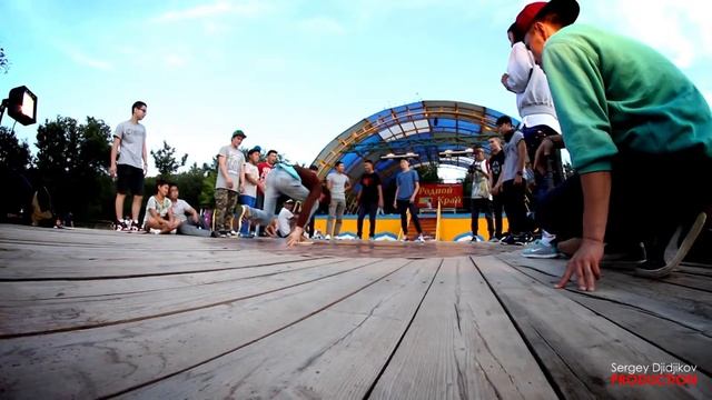 Break Dance Battle in Elista 2014 смотреть онлайн