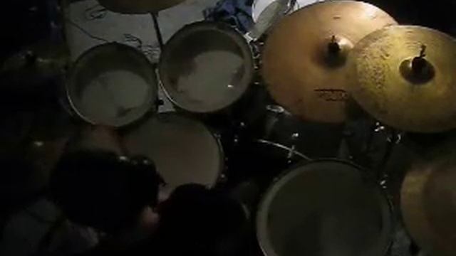 Waka Flaka Flame - No Hands (drum remix) смотреть онлайн