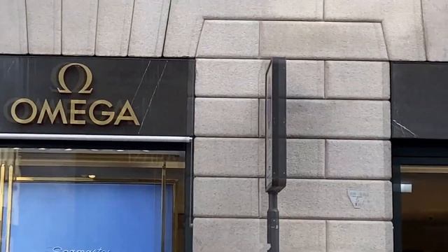 Italy ?? Milan | 2 Fashion Cafe On Montenapoleone. Cova Or Marchesi? Where Italians Drink Coffee