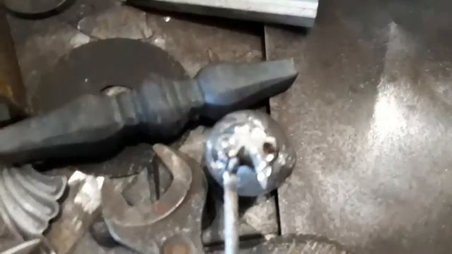 ЛЕТУЧАЯ МЫШЬ ИЗ МЕТАЛЛА(видео обзор изготовления)