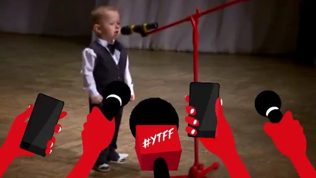 Маленький мальчик расказывает стих смотреть онлайн