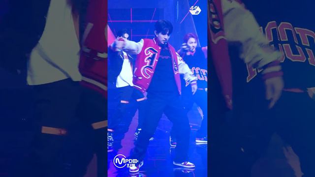 [MPD직캠] 엔하이픈 희승 직캠 4K 'Future Perfect(Pass the MIC)' (ENHYPEN HEESEUNG FanCam) @ENHYPEN COMEBACKSHO смотреть онлайн