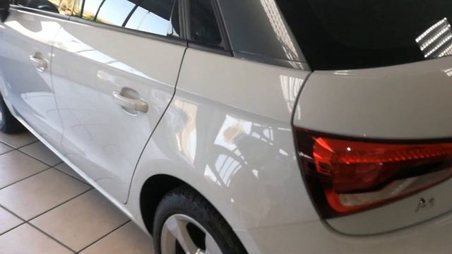 2017 AUDI A1 1.0 TFSI SPORT BACK AUTO смотреть онлайн