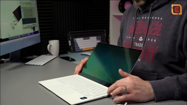 My first laptop WOW--SAMSUNG 15.6” Galaxy Book2 Pro Laptop Computer, i7 смотреть онлайн