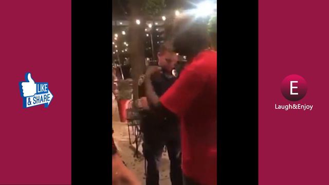 FULL VIDEO : USA POLICE ARREST SOUTH SUDANESE not knowing he is FBI AGENT!!! смотреть онлайн