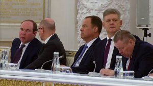 Владимир Путин ответил на вопросы журналистов.