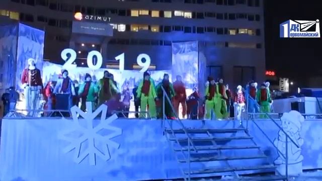 Вокальная студия Нотки - "Ёлочка гори" смотреть онлайн