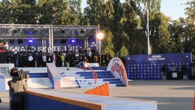 Немного скейтбординга смотреть онлайн