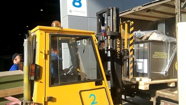 Золотая осень 2018 года. Разгрузка оборудования. смотреть онлайн