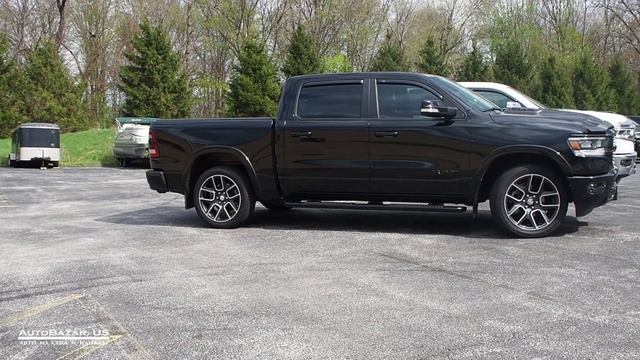 2019 Ram 1500 Laramie Black Appearance 5.7L ETorque видео. Тест Драйв Рам 1500 2019 на русском.