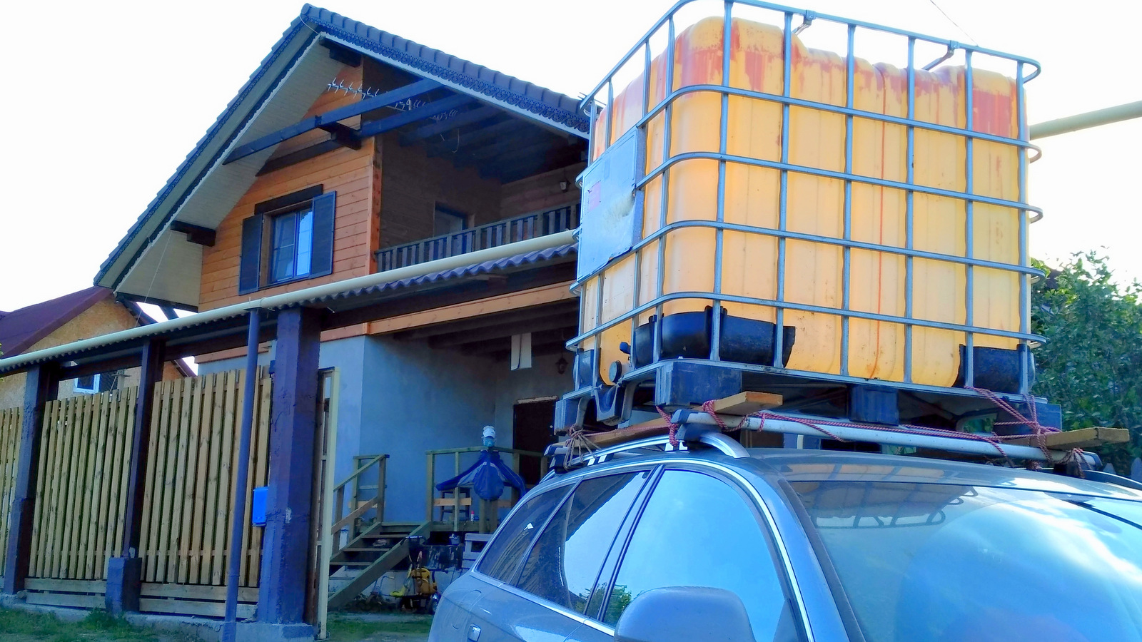 Система полива огорода на базе еврокуба + насосной станции смотреть онлайн