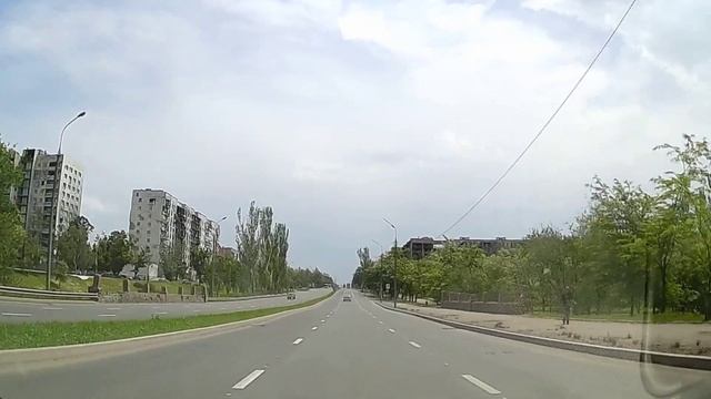 Мариуполь сегодня: улица Куприна, Зелинского, Бахчиванджи, проспект Мира, Строителей. Июнь 2023 смотреть онлайн