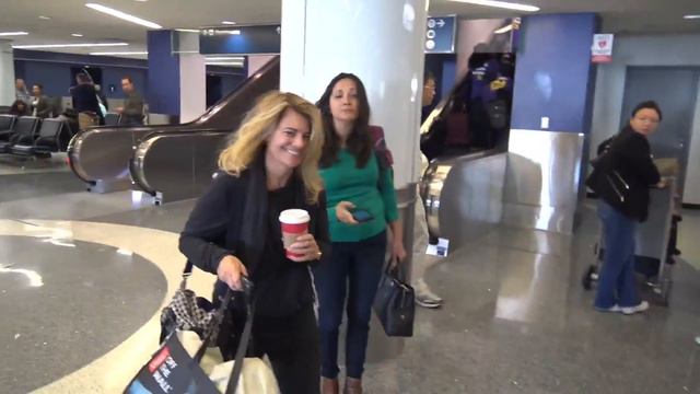 'Facts Of Life' Star Lisa Whelchel Saddened By Florence Henderson's Death смотреть онлайн