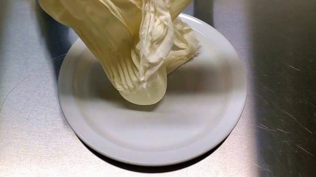 Fromage maison FACILE un seul ingrédient (Sans présure ni ferment : Labneh !) смотреть онлайн