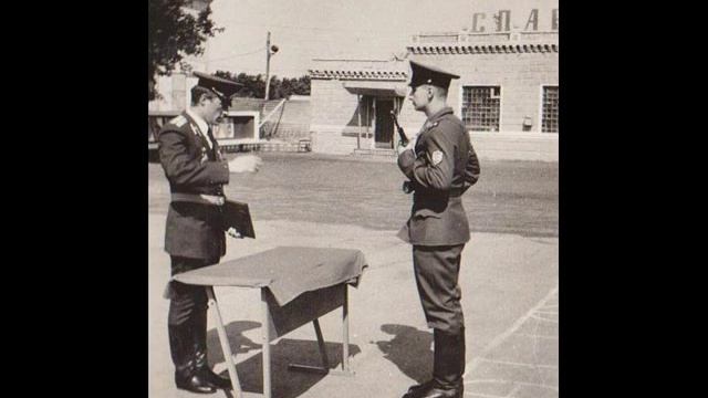 посвящается парням отдавшим 2года внутренним войскам 0001 смотреть онлайн