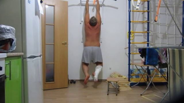 Подтягивания параллельным хватом. 5 раз. смотреть онлайн