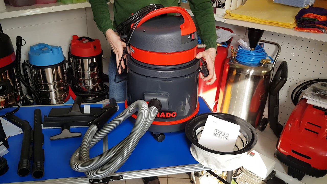 Какой пылесос выбрать для химчистки? Конечно Soteco Tornado 200! смотреть онлайн