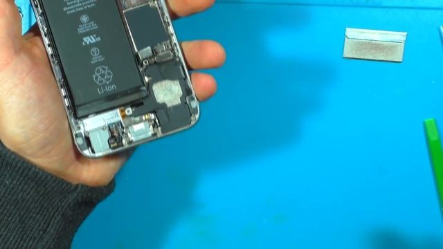 Iphone 6 ЗАМЕНА АККУМУЛЯТОРА СВОИМИ РУКАМИ смотреть онлайн