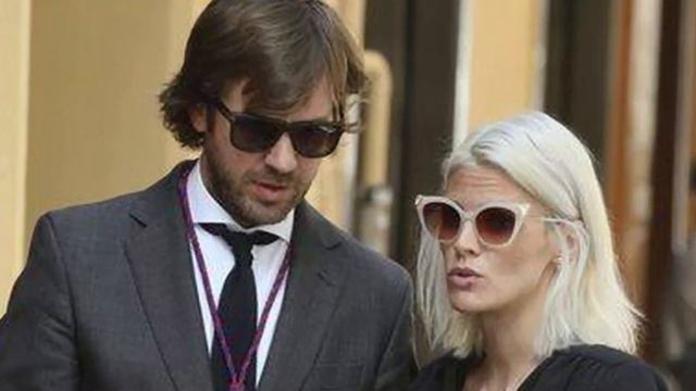 Amaia Salamanca y Rosauro Varo: Noche junto a una amiga en su residencia sevillana смотреть онлайн