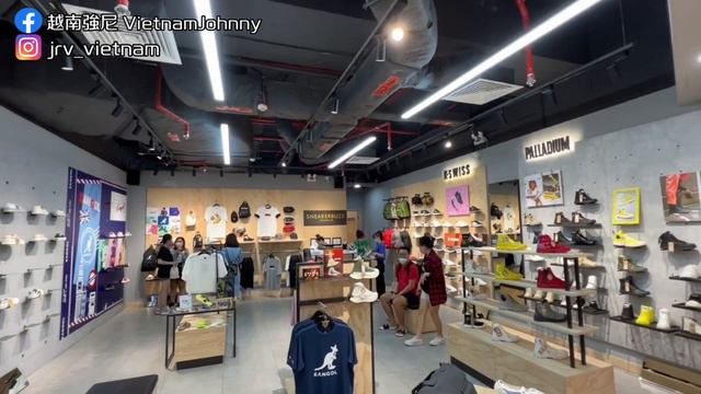 胡志明市一日Vlog ! 開放邊境推薦Một ngày relax cuối tuần cùng sự kiện đặc biệt !!?［越南強尼］越南年輕人好開心！Vietnam Travel смотреть онлайн