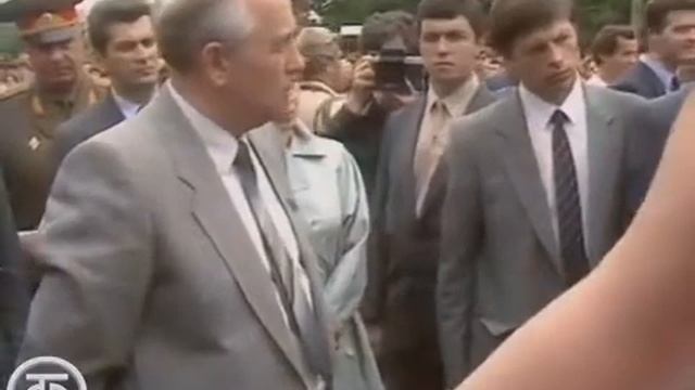 М.С. Горбачев / Визит в КОМСОМОЛЬСК-НА-АМУРЕ / 29 июля 1986 г. / Комсомольск / Дальний Восток СССР смотреть онлайн