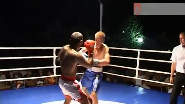ПЕРВЫЙ ПРОФЕССИОНАЛЬНЫЙ БОЙ ДМИТРИЯ ПИРОГА, Дмитрий Пирог VS. Самсон Оганян (29.07.2005) смотреть онлайн